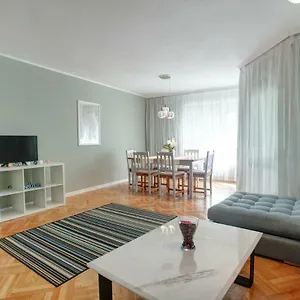 https://new-spacious-flat-close-to-the-american-embassy.sofiahotelsbg.com